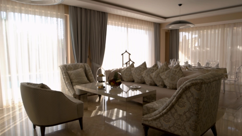 interior-view-of-living-room-in-luxury-apartment-modern-living-room-with-big-windows-t-SBI-350922122